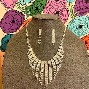 Vintage Y2K Rhinestone Chandelier Necklace & Matching Dangle Earrings